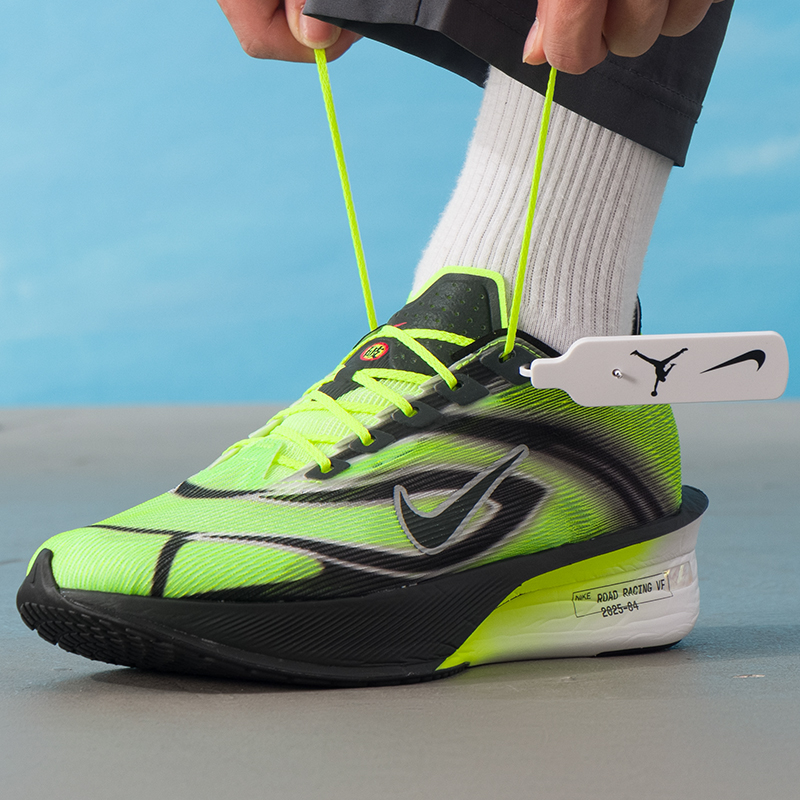 Nike Men's Sports Shoes Zoomx  - Men'S Shoes Zoomx review and price